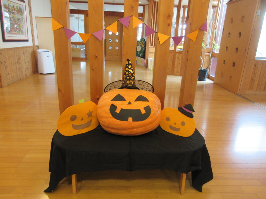 ジャック・オー・ランタンは人気者 | 洗心福祉会